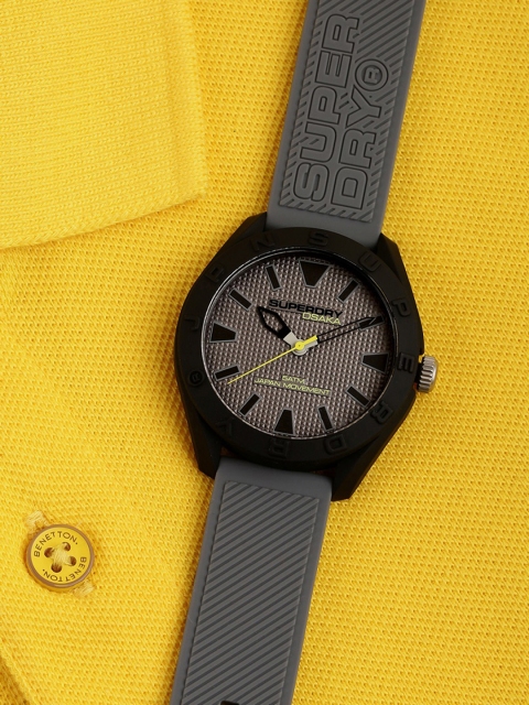 

Superdry Men Grey Analogue Watch SYG243EE
