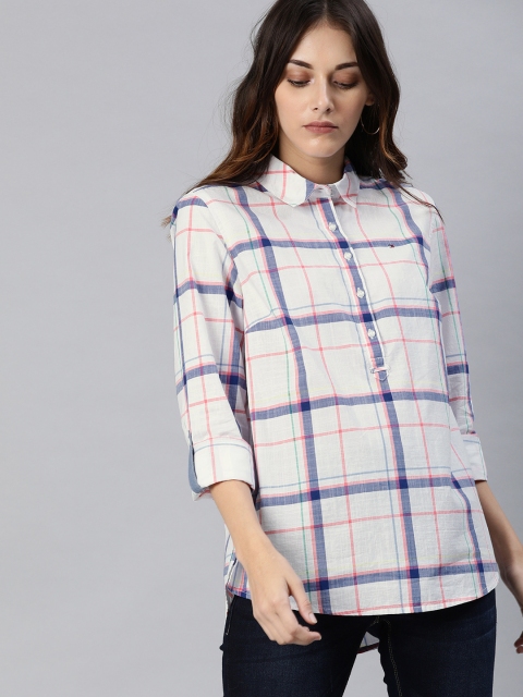 

Tommy Hilfiger Women White & Blue Relaxed Fit Checked Casual Shirt