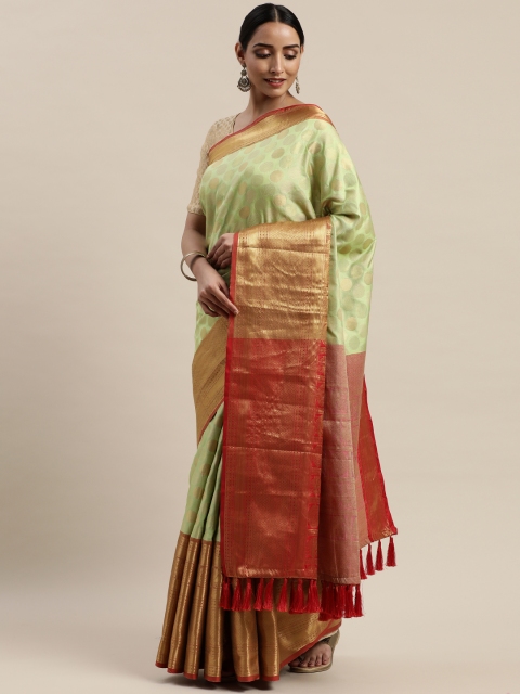 

VASTRANAND Green & Gold-Toned Silk Blend Woven Design Kanjeevaram Saree