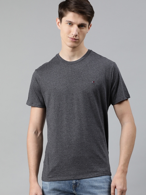 

Tommy Hilfiger Men Charcoal Solid Round Neck T-shirt