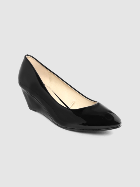 

Carlton London Women Black Solid Pumps