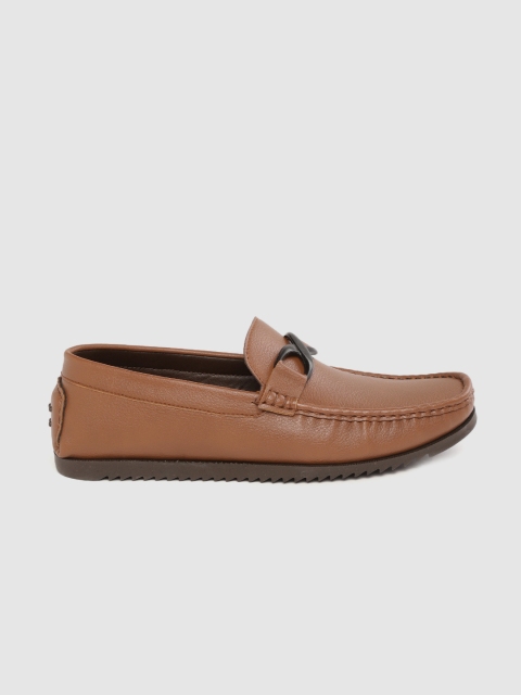 

Mast & Harbour Men Brown Solid Driving Shoes