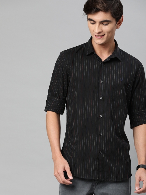 

Allen Solly Sport Men Black & White Slim Fit Striped Casual Shirt