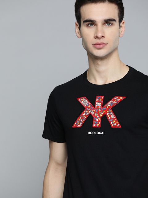 

Kook N Keech Men Black Red Brand Logo Applique Pure Cotton T-shirt