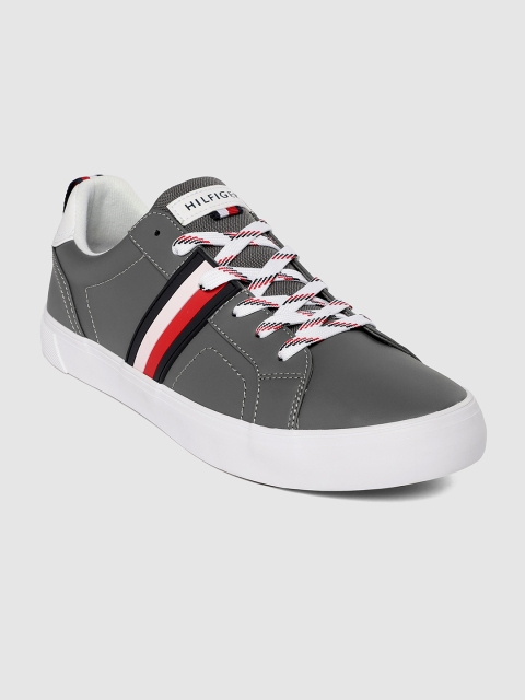 

Tommy Hilfiger Men Grey Solid tmROLO Sneakers