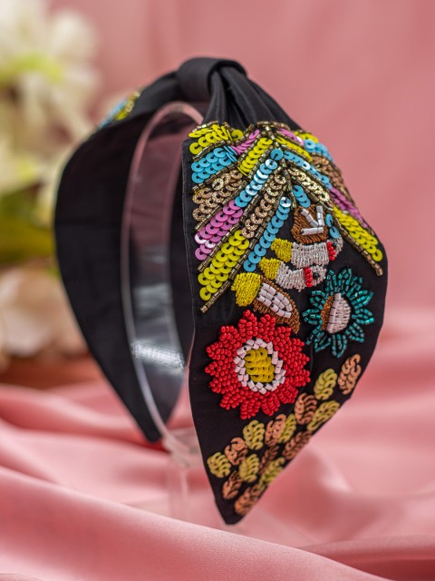 

Bellofox Black & Yellow Sequin Embellished Hairband