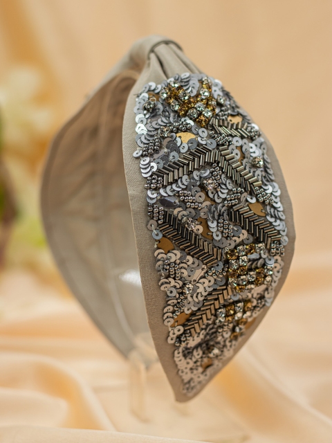 

Bellofox Beige & Grey Embellished Hairband