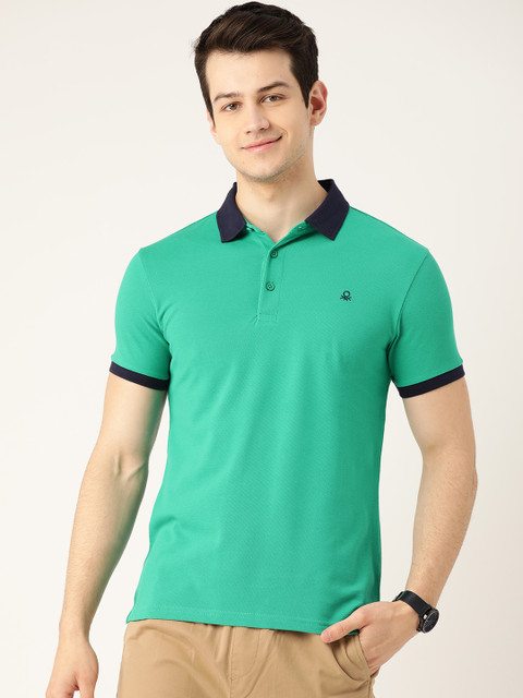 

United Colors of Benetton Men Green Solid Pure Cotton Polo Collar T-shirt