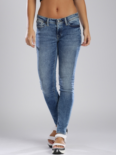 Levi's Blue Skinny Fit 711 Stretchable Jeans available at myntra for Rs.2399