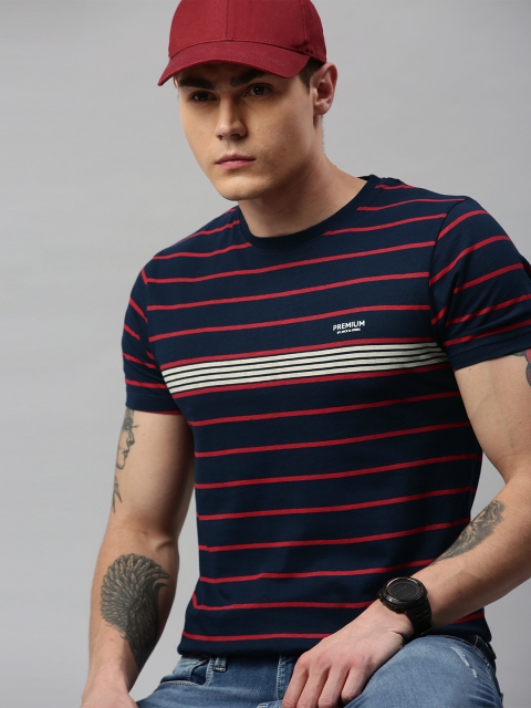 

Jack Jones Men Red Striped Round Neck Pure Cotton T-shirt