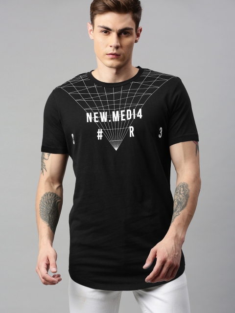 

Jack Jones Men Black White Printed Round Neck Pure Cotton T-shirt