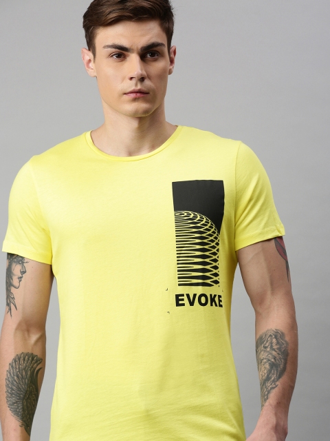 

Jack Jones Men Yellow Black Printed Round Neck Pure Cotton T-shirt