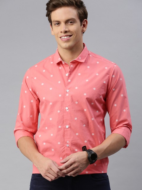

Mast & Harbour Men Peach-Coloured & White Regular Fit Printed Casual Shirt