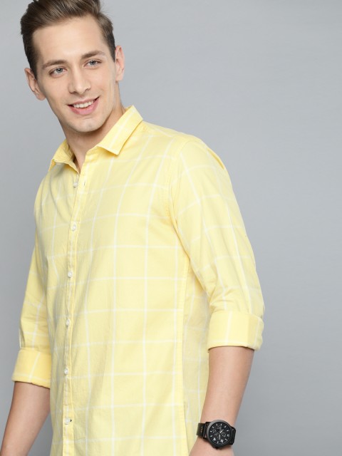 

Mast & Harbour Men Yellow & White Regular Fit Checked Casual Shirt
