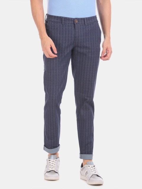 

Cherokee Men Navy Blue Regular Fit Checked Chinos