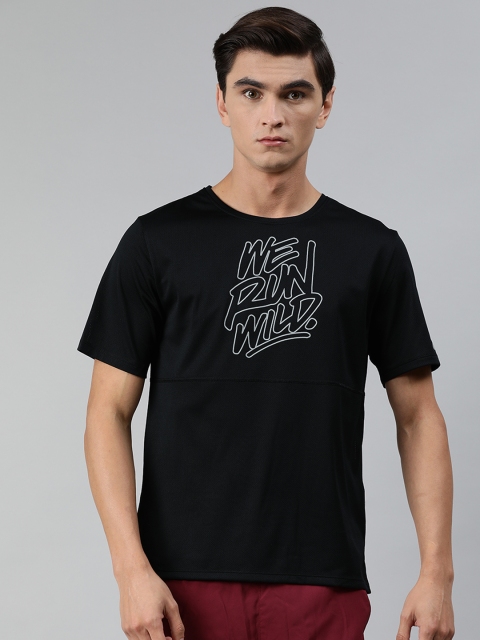 

Nike Men Black Standard Fit Printed DF BRTHE RUN TOP SS WR DRI-FIT Running T-shirt