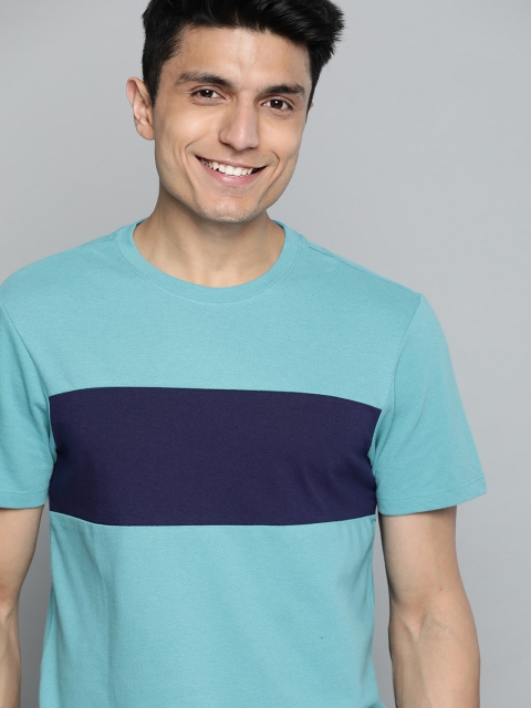 

Mast & Harbour Men Sea Green & Navy Blue Colourblocked Cotton Round Neck T-shirt