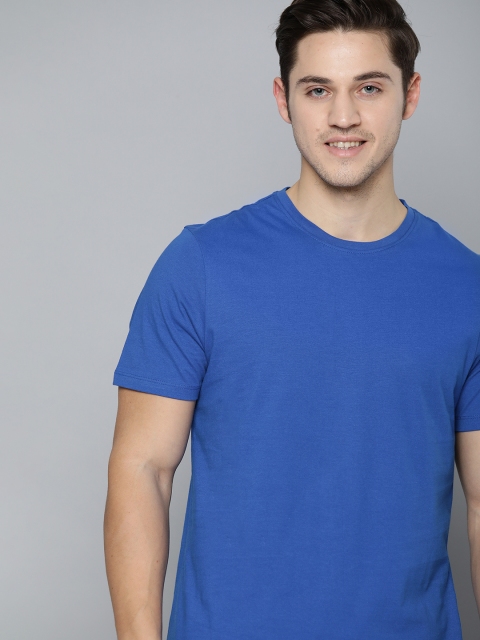 

Mast & Harbour Men Blue Pure Cotton Solid Round Neck T-shirt