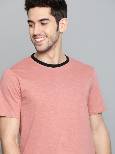 

Mast & Harbour Men Peach-Coloured Solid Cotton Round Neck T-shirt