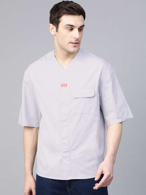 

Bhaane Men Grey Boxy Solid Pure Cotton Knitted Casual Shirt