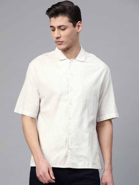 

Bhaane Men Off-White & Blue Boxy Pure Cotton Striped Casual Shirt