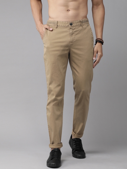 

The Roadster Lifestyle Co Men Beige Regular Fit Solid Chinos