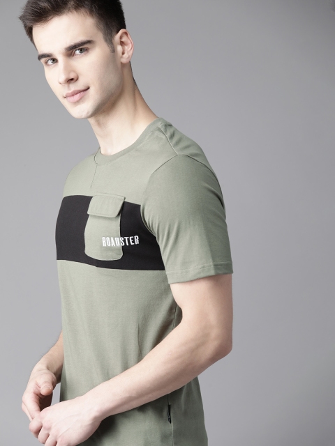 

The Roadster Lifestyle Co Men Olive Green & Black Pure Cotton Colourblocked T-shirt