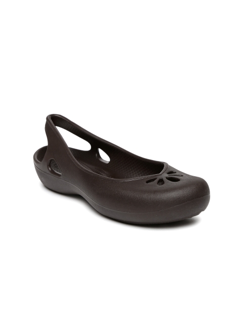 

Crocs Women Brown Solid Taylor Flats