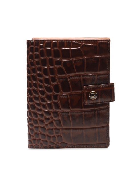 

Da Milano Men Brown Textured Leather Three Fold Wallet