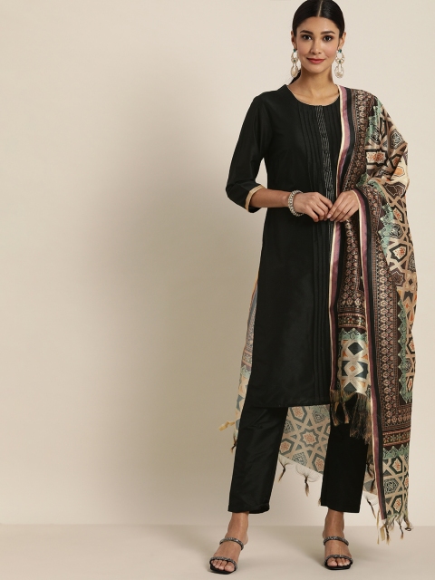 

all about you Women Black Solid Kurti with Trousers & Dupatta