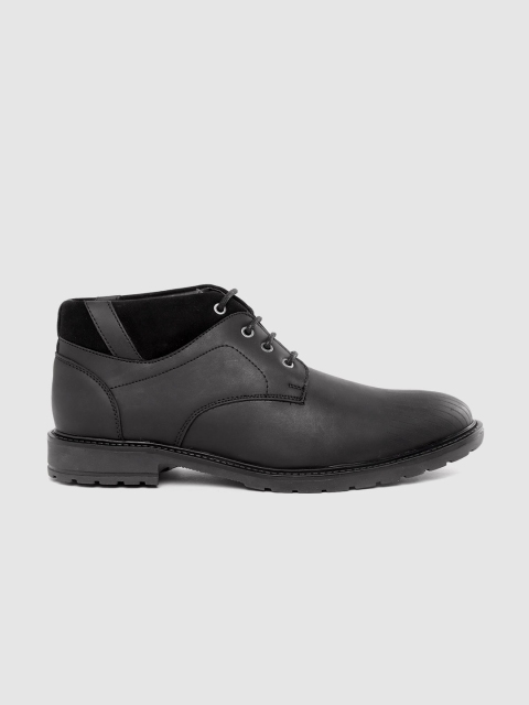 

The Roadster Lifestyle Co Men Black Solid Derbys