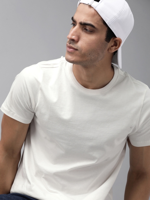

Roadster Men Off-White Solid Round Neck Organic Cotton T-shirt