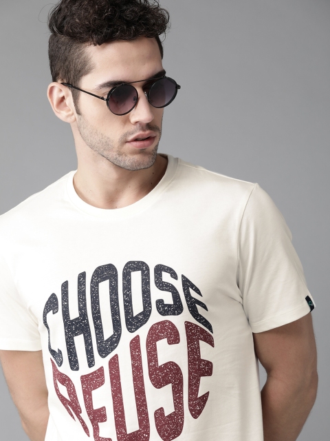 

Roadster Men White & Black Printed Pure Cotton Round Neck T-shirt