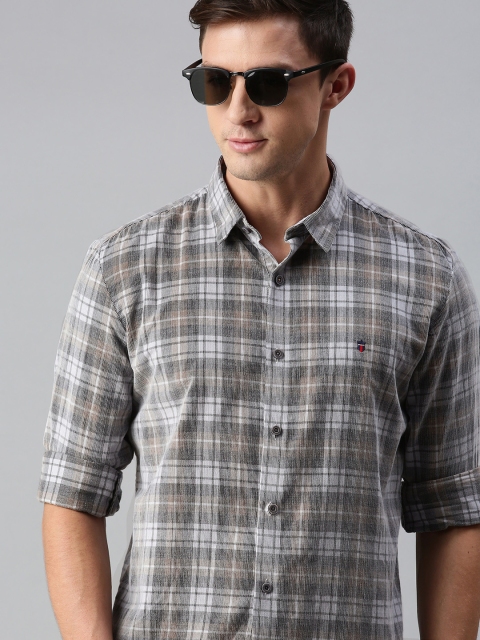 

Louis Philippe Sport Men White Super Slim Fit Checked Casual Shirt