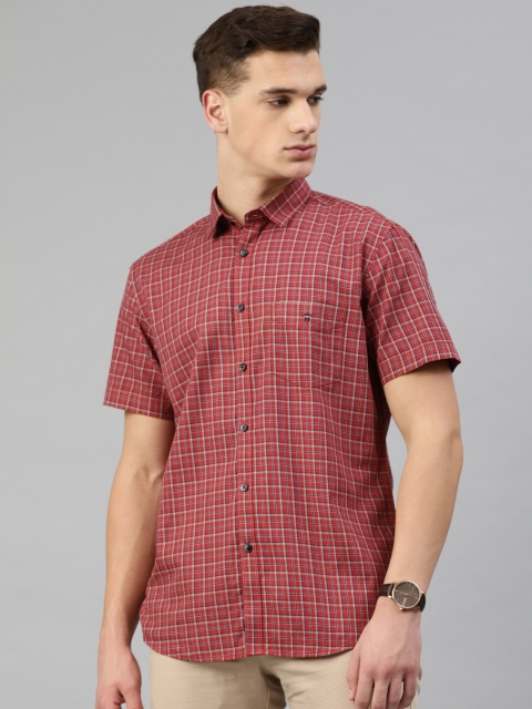

Louis Philippe Sport Men Red & Beige Slim Fit Checked Casual Shirt