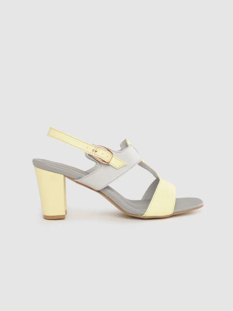 

Roadster Women Cream-Coloured & Grey Colourblocked Block Heels
