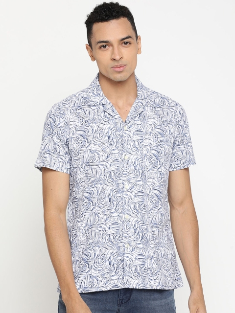 

Pepe Jeans Men White & Blue Regular Fit Printed Casual Shirt