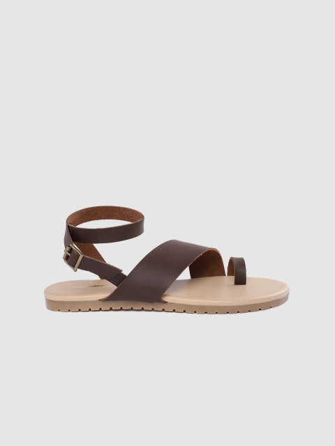 

Roadster Women Coffee Brown Solid One Toe Flats