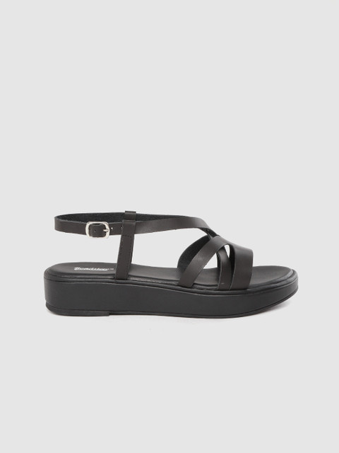 

The Roadster Lifestyle Co Women Black Solid Strappy Flatforms