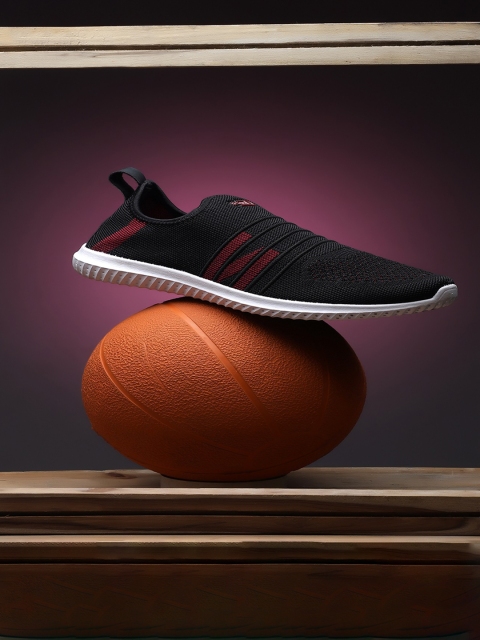 

Action Men Black & Maroon Running Shoes