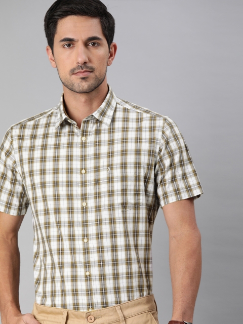 

Indian Terrain Men Beige & Green Slim Fit Checked Casual Shirt
