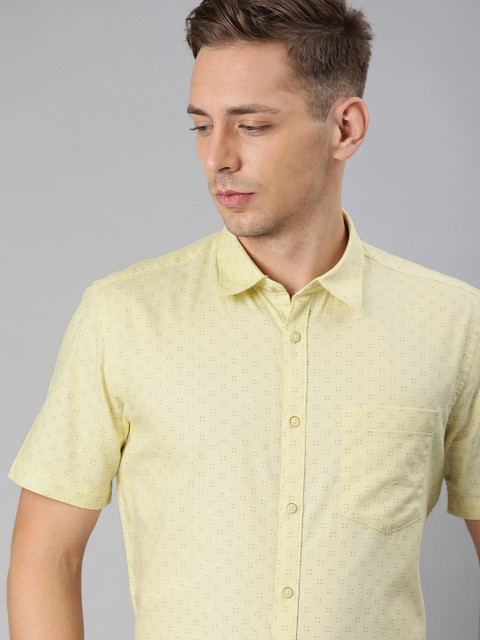 

Indian Terrain Men Yellow Slim Fit Printed Casual Shirt