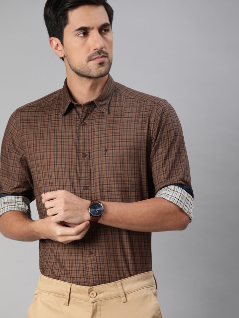 

Indian Terrain Men Brown & Black Slim Fit Checked Smart Casual Shirt