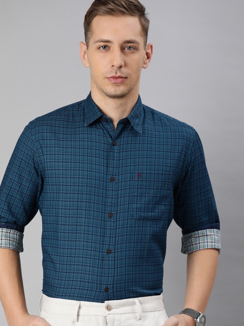 

Indian Terrain Men Blue & Black Slim Fit Checked Smart Casual Shirt
