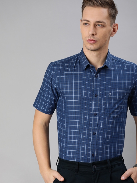 

Indian Terrain Men Navy Blue & White Slim Fit Checked Smart Casual Shirt