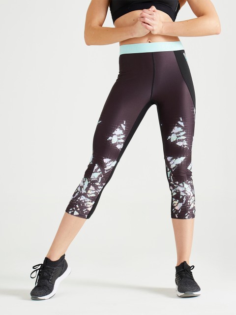 

Domyos By Decathlon Women Black & Turquoise Blue Printed Three-Fourth Leggings With Pocket