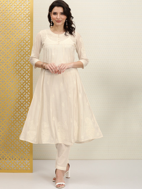

House of Pataudi Women White Authentic Hand-Embroidered Chikankari Meher Kurta Set