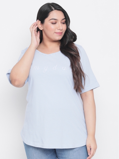 

Amydus Women Blue Printed Round Neck T-shirt