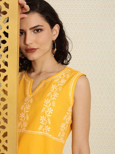 

House Of Pataudi Yellow Floral Hand Embroidered Chikankari Regular Top