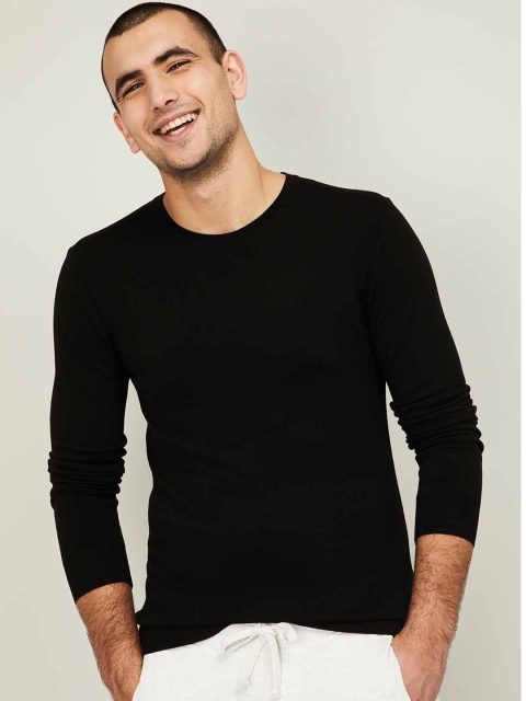 

Fame Forever by Lifestyle Men Black Solid Pullover Sweater